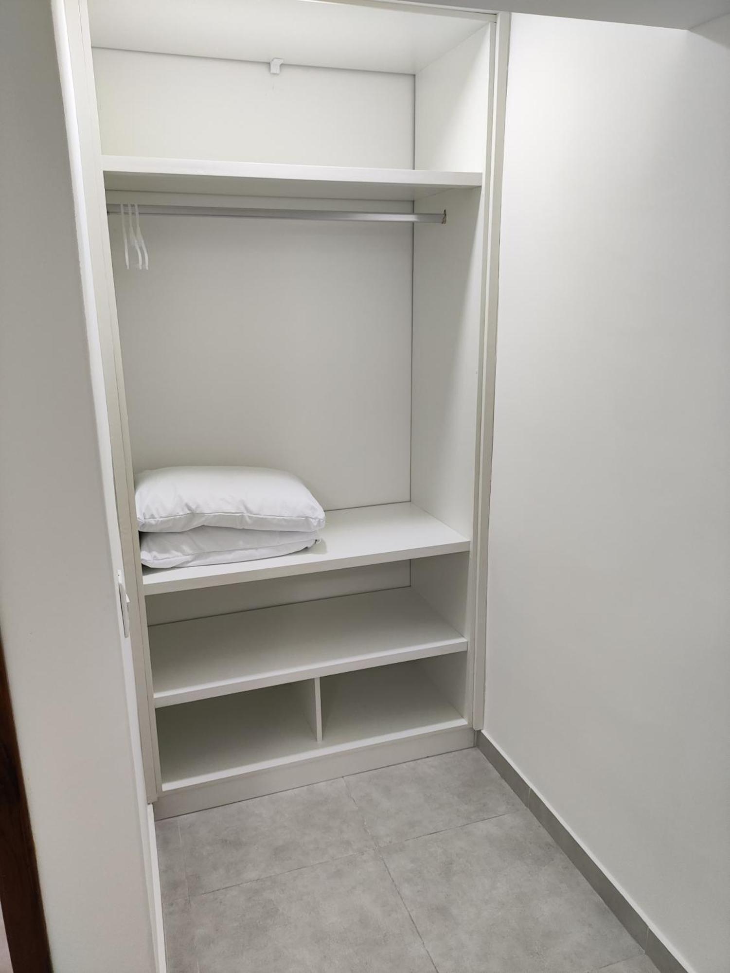 Apto Novo 400m Da Enseada Apartment